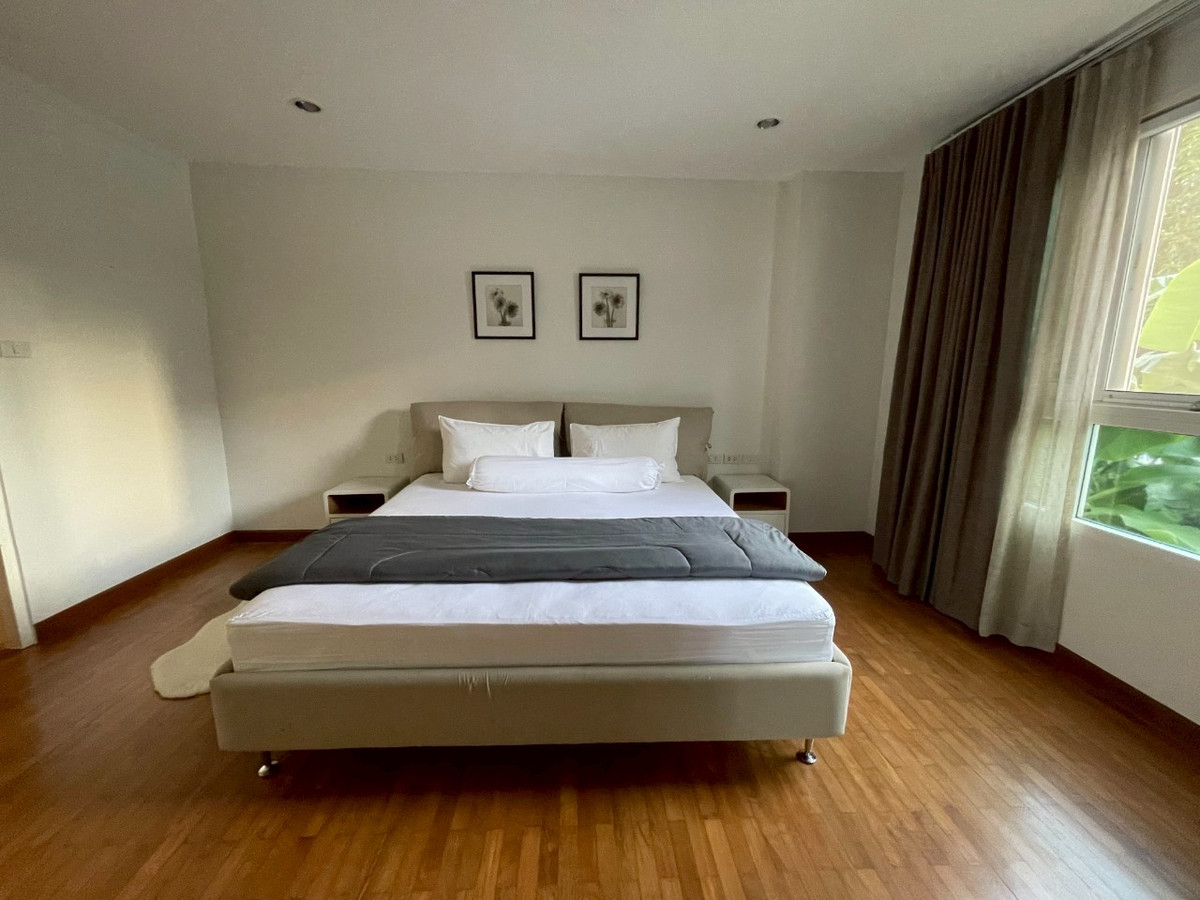 ให้เช่าคอนโดนานา : For Rent Condo Baan Siri Sukhumvit 13 Fully furnished (S15-3389)  