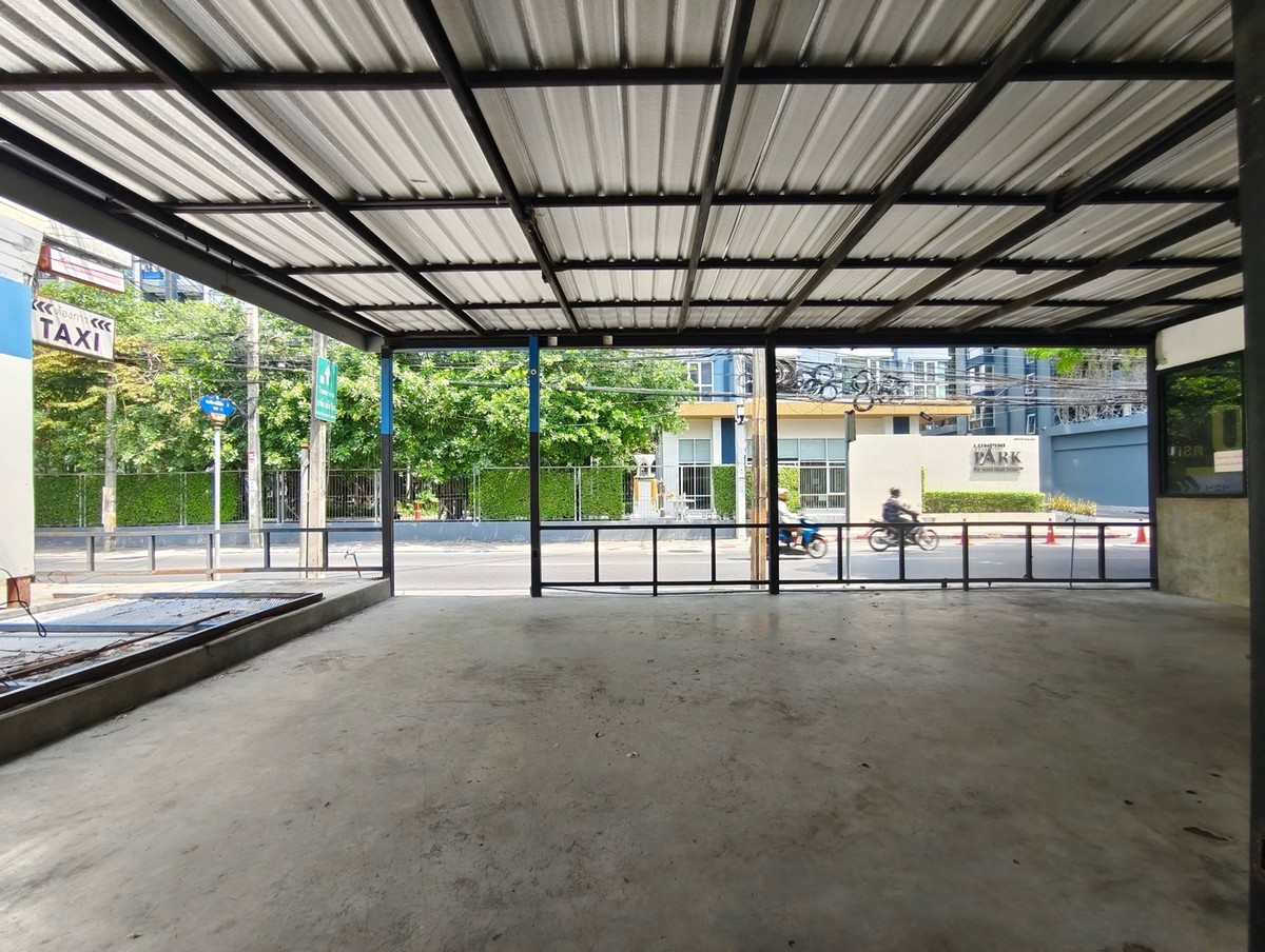 ให้เช่าร้านค้า/ตลาดนัดสะพานควาย จตุจักร : ให้เช่า พื้นที่ธุรกิจ 320 ตารางเมตร ติดถนนวิภาวดี MRT จตุจักร สำหรับ ร้านอาหาร ส้มตำ ชาบู หมูกระทะ ก๋วยเตี๋ยว แจ่วฮ้อน บุฟเฟต์ อาหารทะเล ซีฟู้ด ปิ้งย่าง ทำเลดี