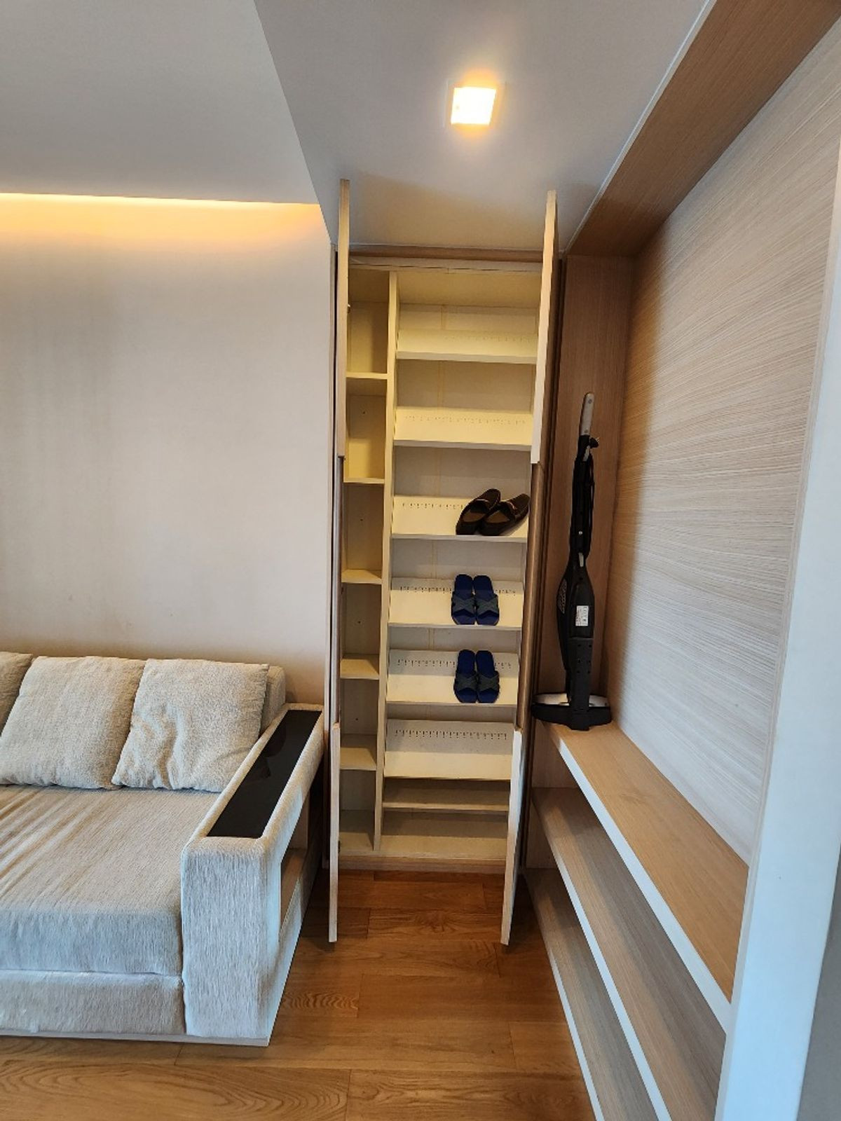 ขายคอนโดพระราม 9 เพชรบุรีตัดใหม่ RCA : The Address Asoke / 1 Bedroom (FOR SALE), ดิ แอดเดรส อโศก / 1 ห้องนอน (ขาย) TARN302