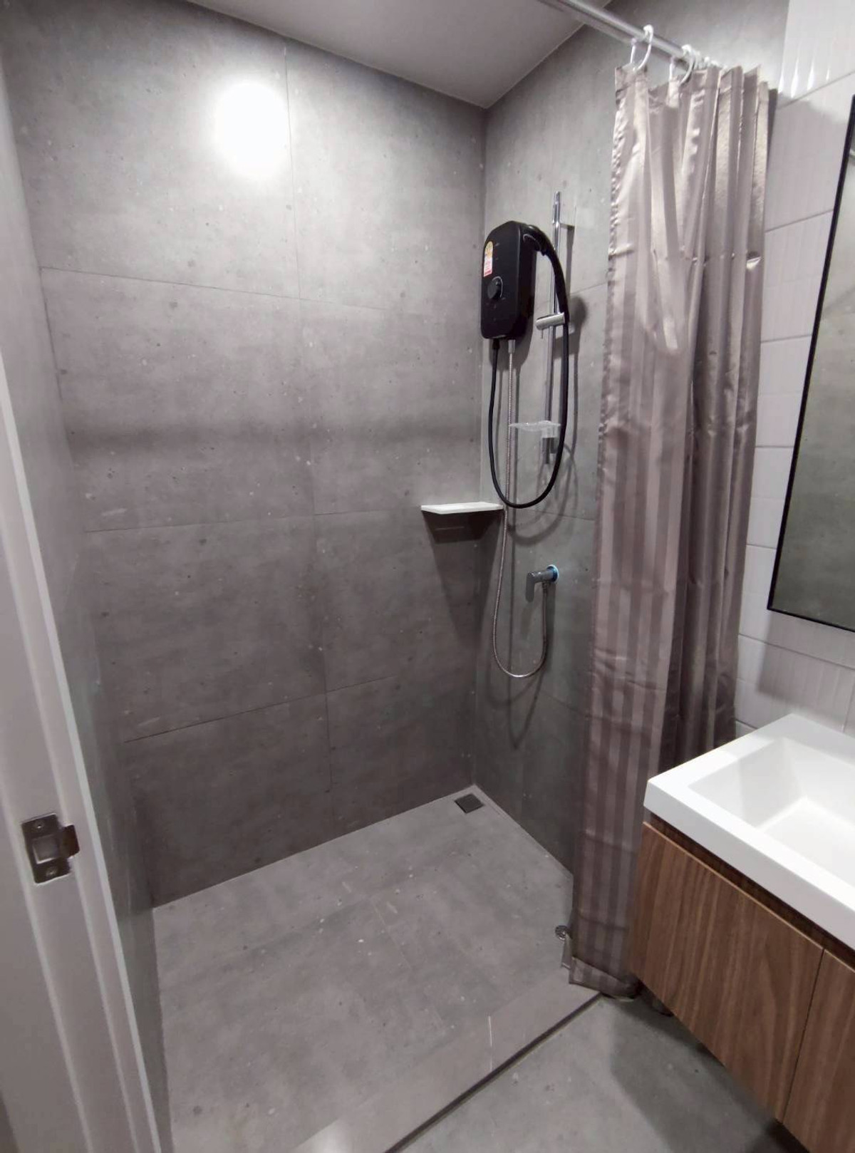 For RentCondoRathburana, Suksawat : ⭐️ Nue Riverest Ratburana ⭐️1 Bedroom 34 sq m. Beautiful room, fully furnished, ready to move.