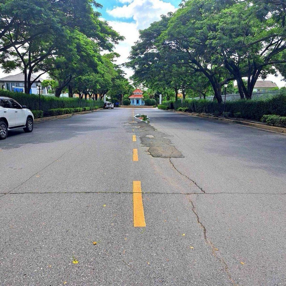 For RentHouseSeri Thai, Ramkhamhaeng Nida : Single House for Rent, Manthana Onnut-Wongwan 🚇🚝🌏