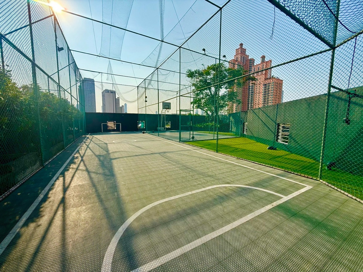 For RentCondoSukhumvit, Asoke, Thonglor : Newly Renovated/ Spacious 3 Bedrooms in Phrom pong ✨