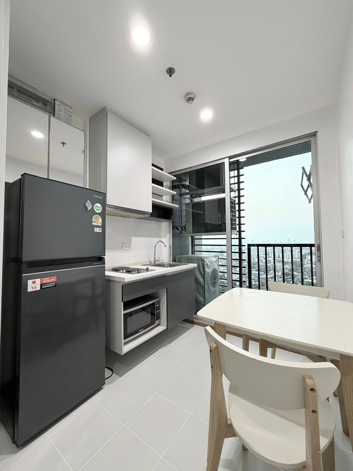 For RentCondoOnnut, Udomsuk : 15k🔥 only Condo for rent near BTS On Nut | The Base Sukhumvit 77 | 1 bedroom, fully furnished. Ready to move in There is a shuttle to and from BTS.