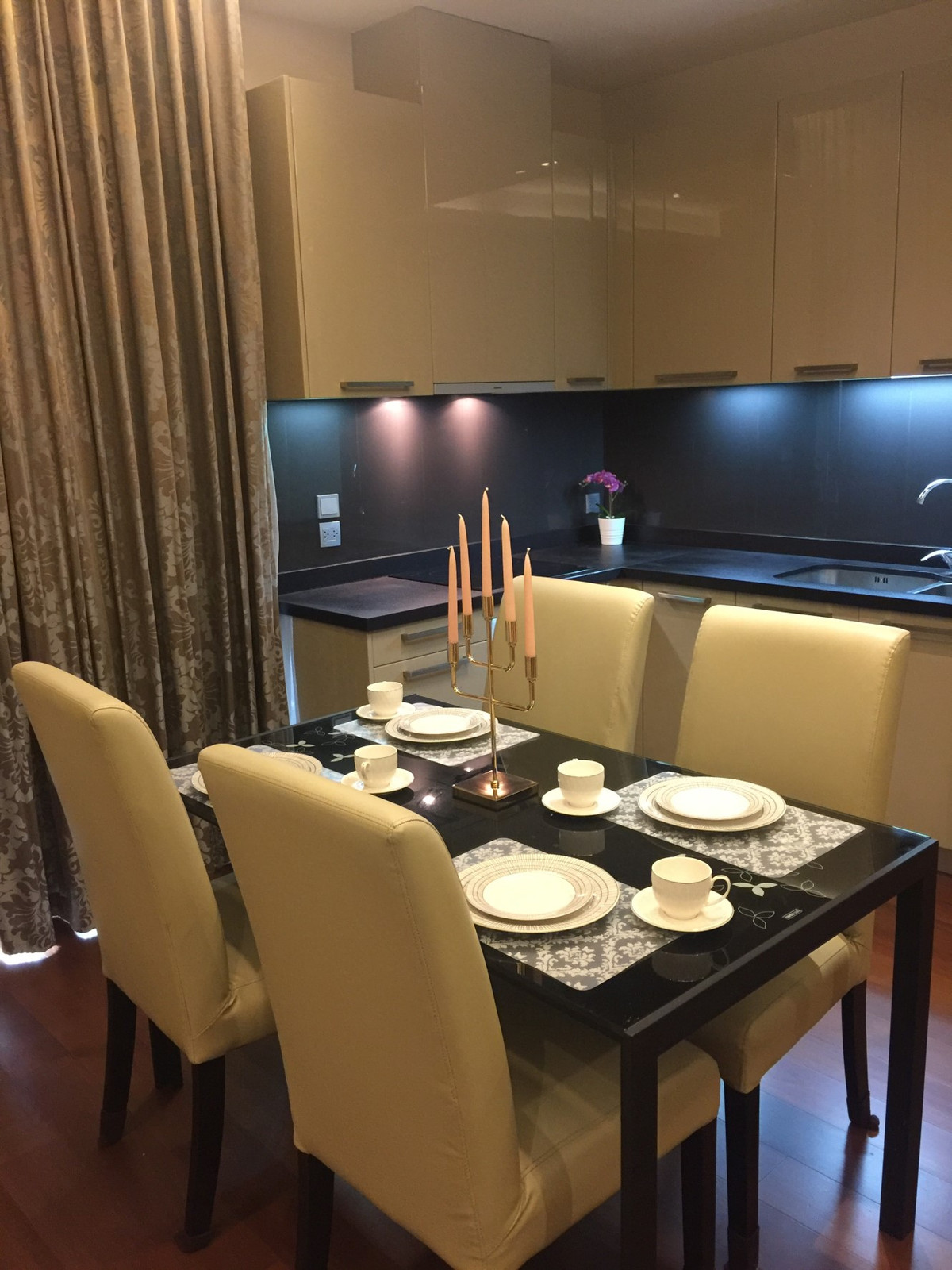 For RentCondoSukhumvit, Asoke, Thonglor : For Rent Condo Quattro By Sansiri Fully furnished (S15-15495)  
