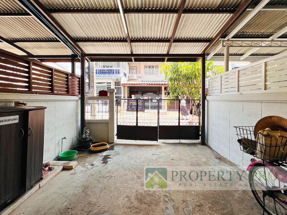 For RentTownhomeNonthaburi, Bang Yai, Bangbuathong : House for Rent Baan Bua Thong, 2 bedroom 16 sq wah 80 sqm Good Condition Near MRT Khlong Bang Phai, Central Westgate, Bang Bua Thong, Rattanathibet : EL26R-008