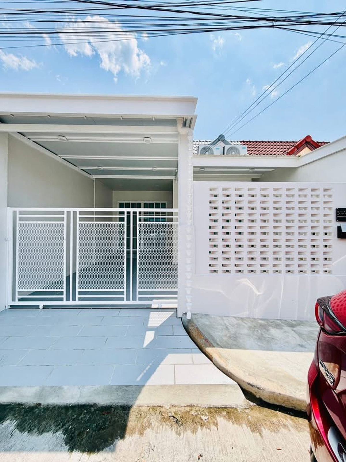 For SaleTownhomePattaya, Bangsaen, Chonburi : Townhouse Park Rungrueang / 2 Bedrooms (FOR SALE) AM104