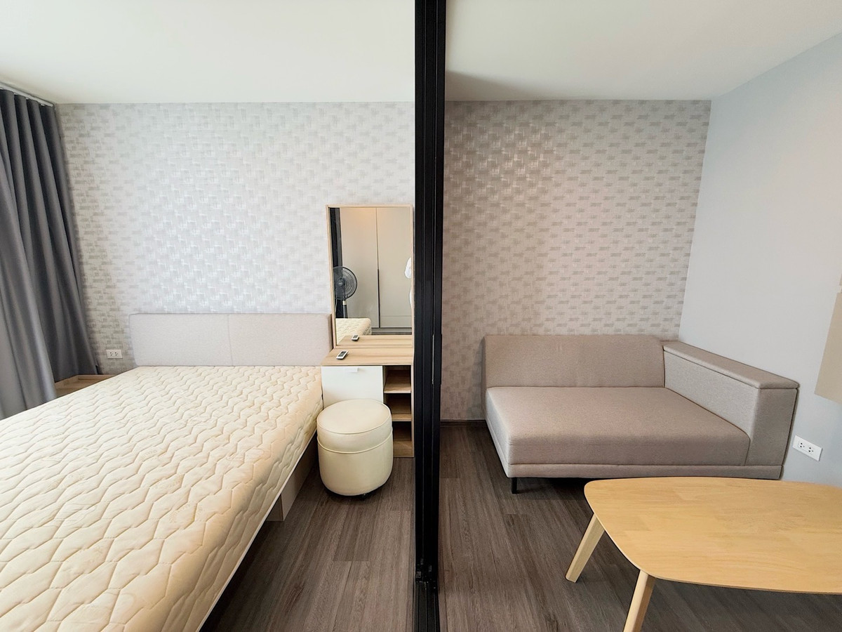 For RentCondoWongwianyai, Charoennakor : ⭐️ Flexi Sathon - Charoennakhon ⭐️ Room size 25 sq m., 8th floor, beautifully decorated room, ready to move in.