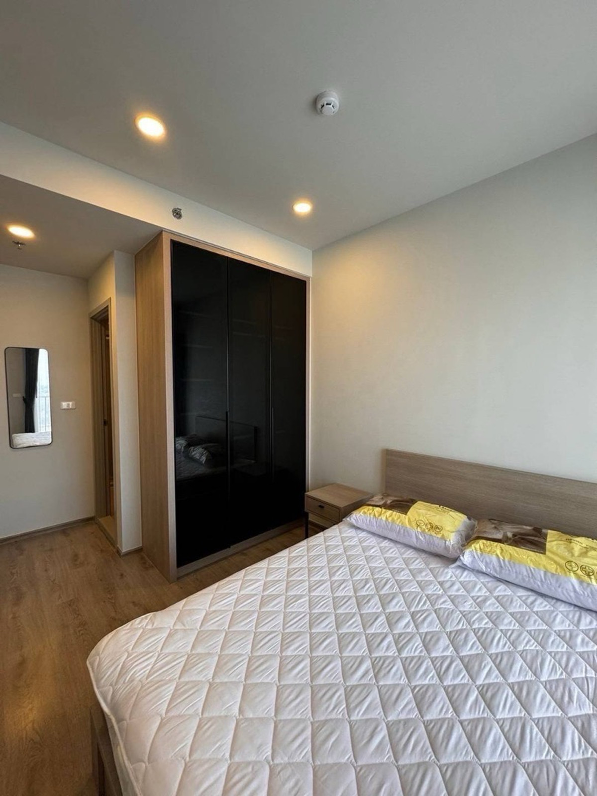 For RentCondoBang Sue, Wong Sawang, Tao Pun : 🔥Rare Item! Chapter one flow Bangpo, 1 bedroom, river view + 1 car parking space, the best value in this area.