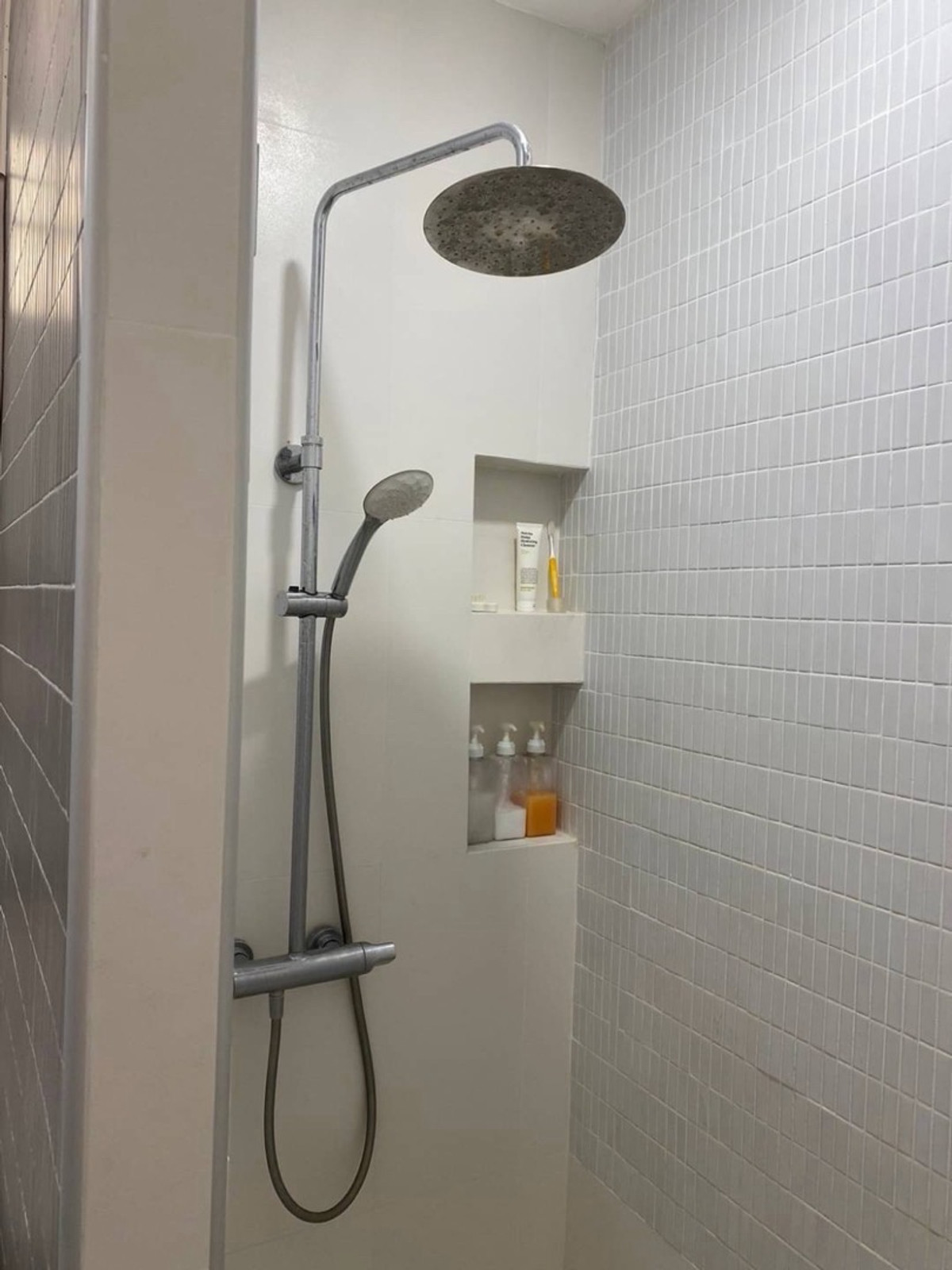 ให้เช่าทาวน์โฮมพัฒนาการ ศรีนครินทร์ : ให้เช่า ทาวน์โฮม Verve Rama 9 2 ห้องนอน 113 ตร.ม เลี้ยงสัตว์ได้ ใกล้พระราม 9