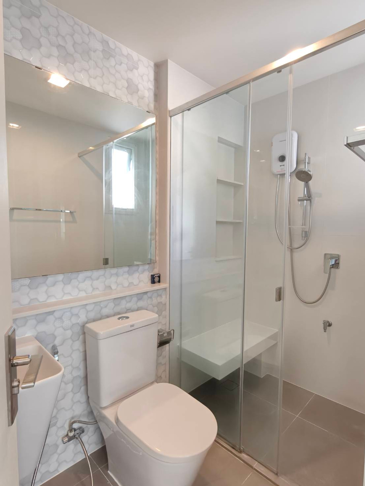 For RentHouseBangna, Bearing, Lasalle : Single-Detached House for Rent: Mantana 2 Bangna Km.7 near Mega Bangna