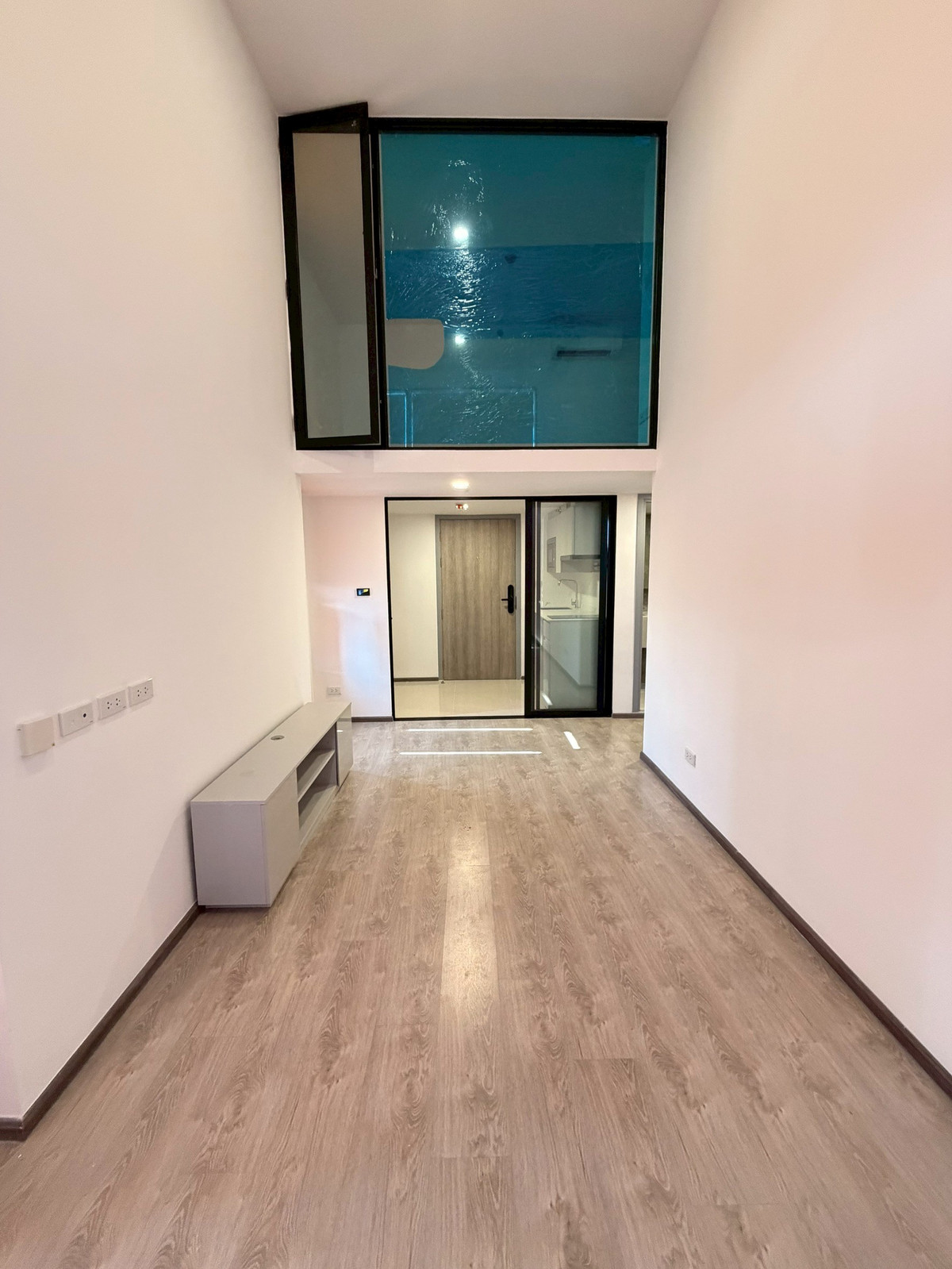 ขายคอนโดรัชดา ห้วยขวาง : 🔥 ด่วน! ขาย SOHO Bangkok รัชดา — Rare Item ห้องมุม Duplex ราคาดีมาก 🔥