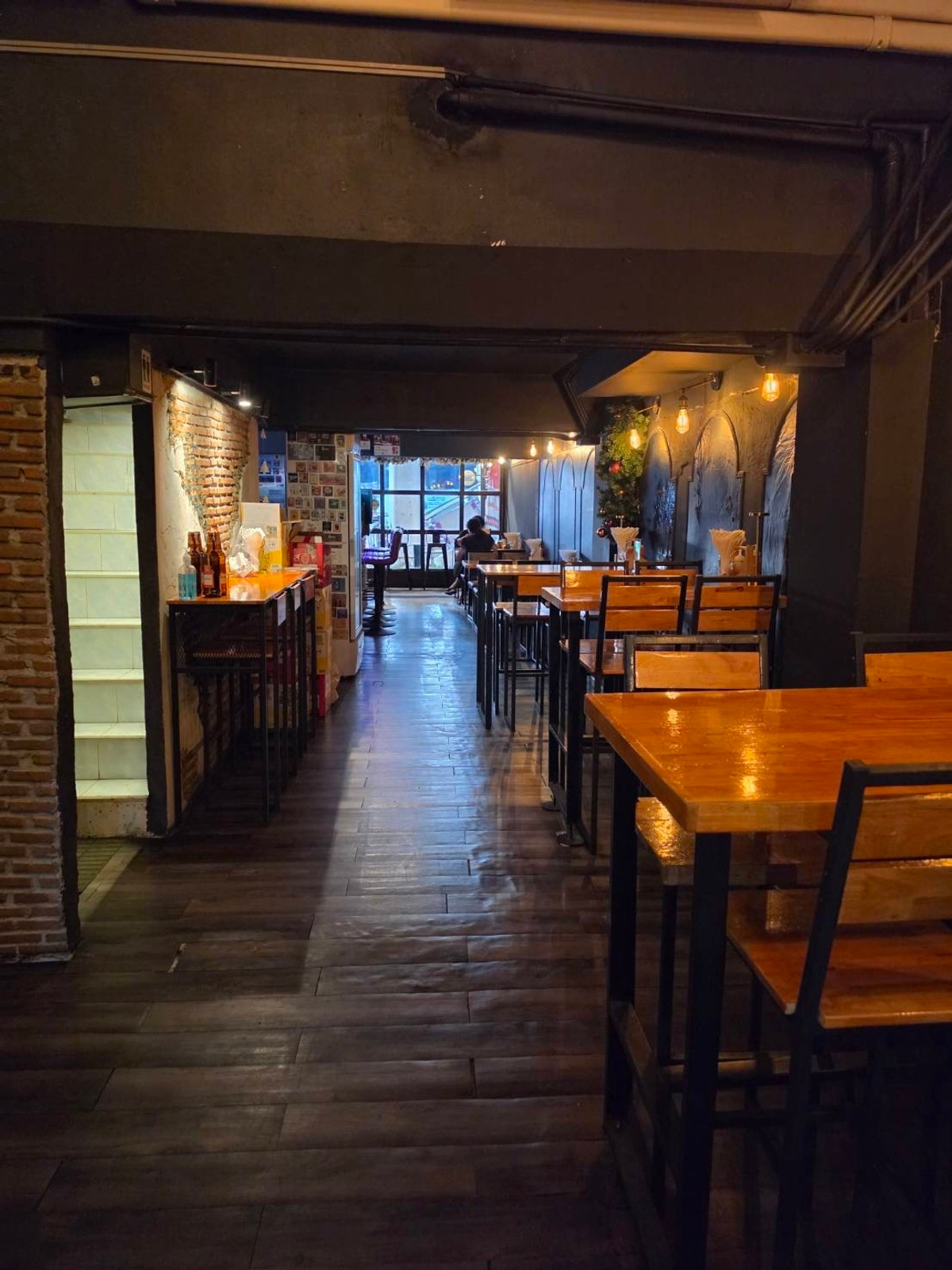 For LeaseholdRetail SpaceBang kae, Phetkasem : Craft beer + Western food shop for rent, Bang Khae, Bang Wa, next to BTS + MRT, near condo, hospital.