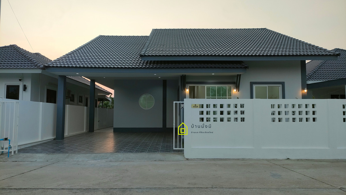 For SaleHouseChiang Mai : House near Nong Chom Intersection (Likhit Chiwan), near Ton Kla School, San Sai District, Chiang Mai.