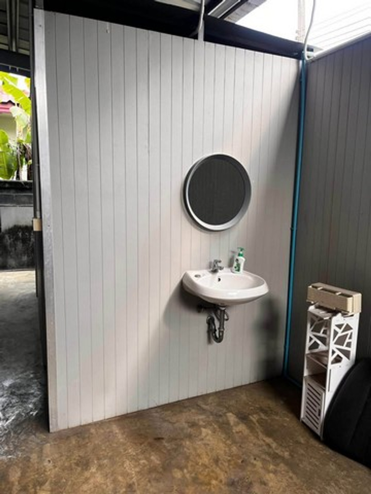 For RentWarehouseChokchai 4, Ladprao 71, Ladprao 48, : HR3343 Warehouse with office for rent, 2 floors – Chokchai 4 / Satri Witthaya 2 location, total usable area 260 sq m | Electric door | 13 CCTV cameras (ready to do business immediately!)