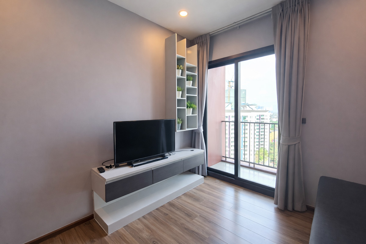 CondoOnnut, Udomsuk : Rare Unit! Big room 41 sq m. Wyne By Sansiri near BTS Phra Khanong 🚇 Call now 063-6165390