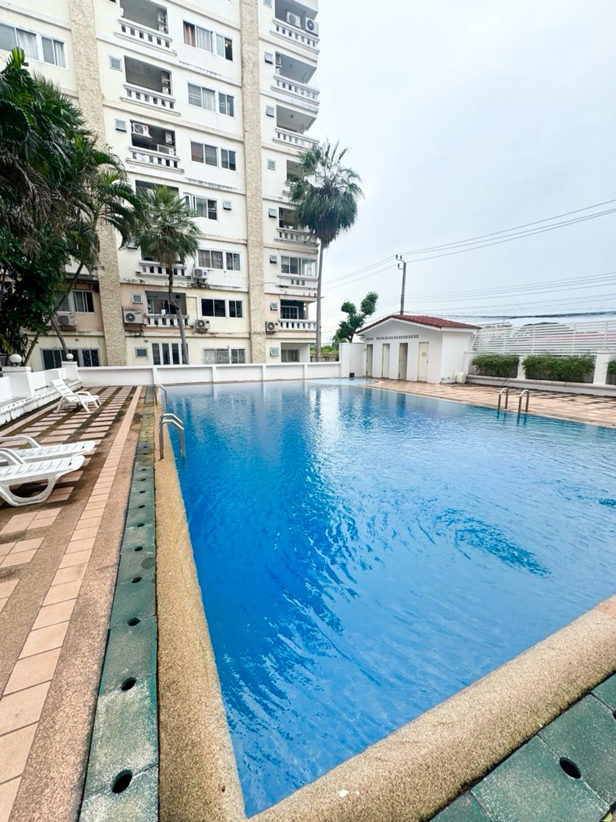 ขายคอนโดรัชดา ห้วยขวาง : ขาย คอนโด2นอน ห้องใหญ่62ตร.ม. รีโนเวทPremium ใหม่ เลี้ยงสัตว์ได้! ย่านห้วยขวาง-เหม๋งจ๋าย-รามอินทรา พร้อมอยู่ นัดชมเลย 084-976-1441