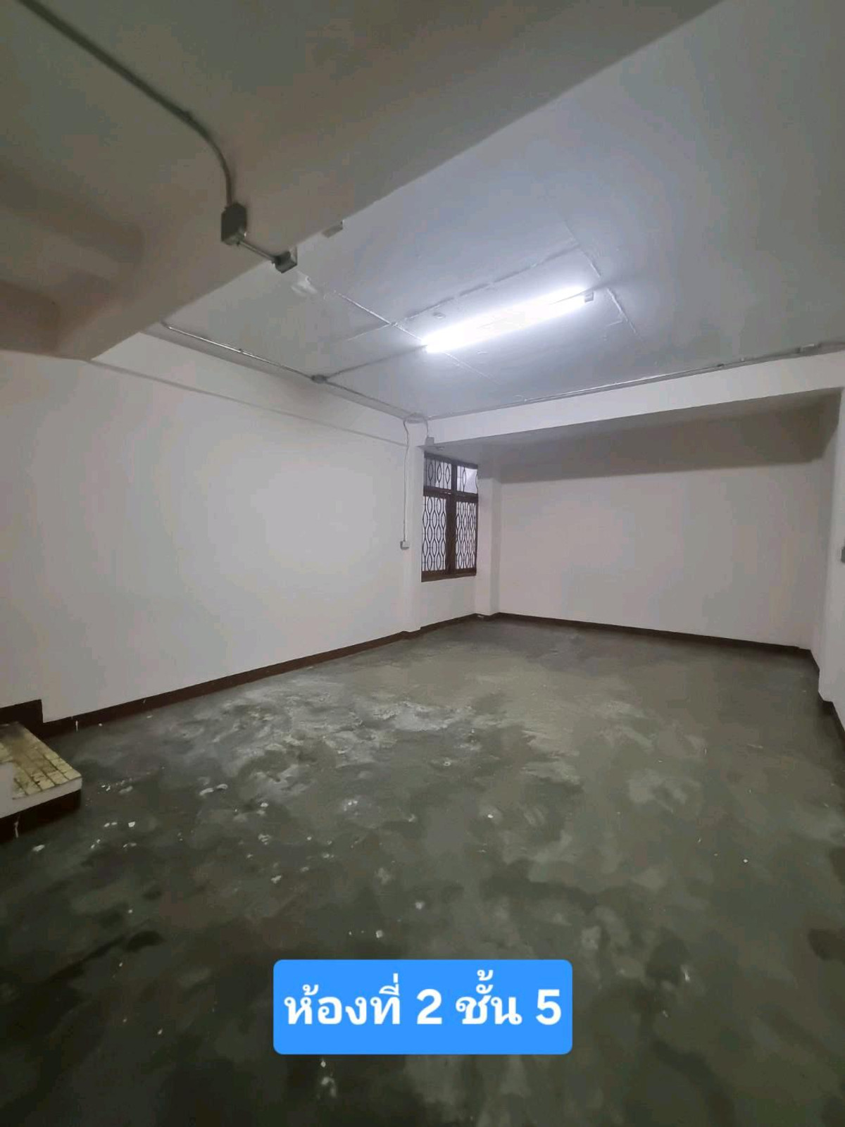 For RentShop HouseOnnut, Udomsuk : Commercial building for rent on the main road, near BTS Bang Chak.