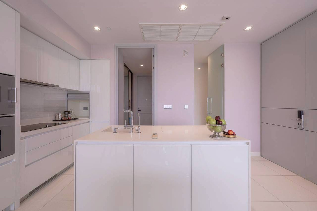 CondoSukhumvit, Asoke, Thonglor : RC033526 Condo 2 beds for rent/sale at VITTORIO Sukhumvit 39 near BTS Phrom Phong