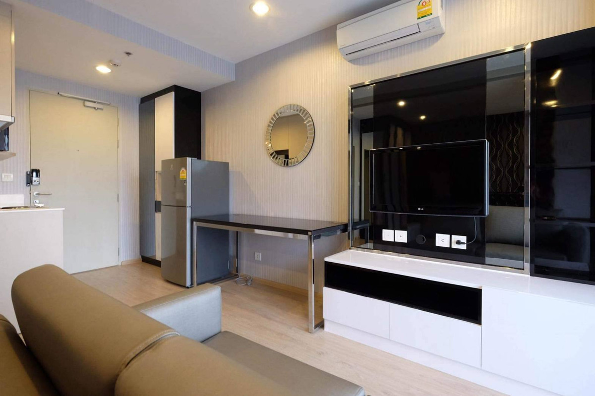 For RentCondoRatchathewi,Phayathai : Ideo Q Ratchathewi【𝐑𝐄𝐍𝐓】🔥A smart look, perfect for stylish individuals. Sleek elements, unique design.🔥 Contact Line ID: @hacondo