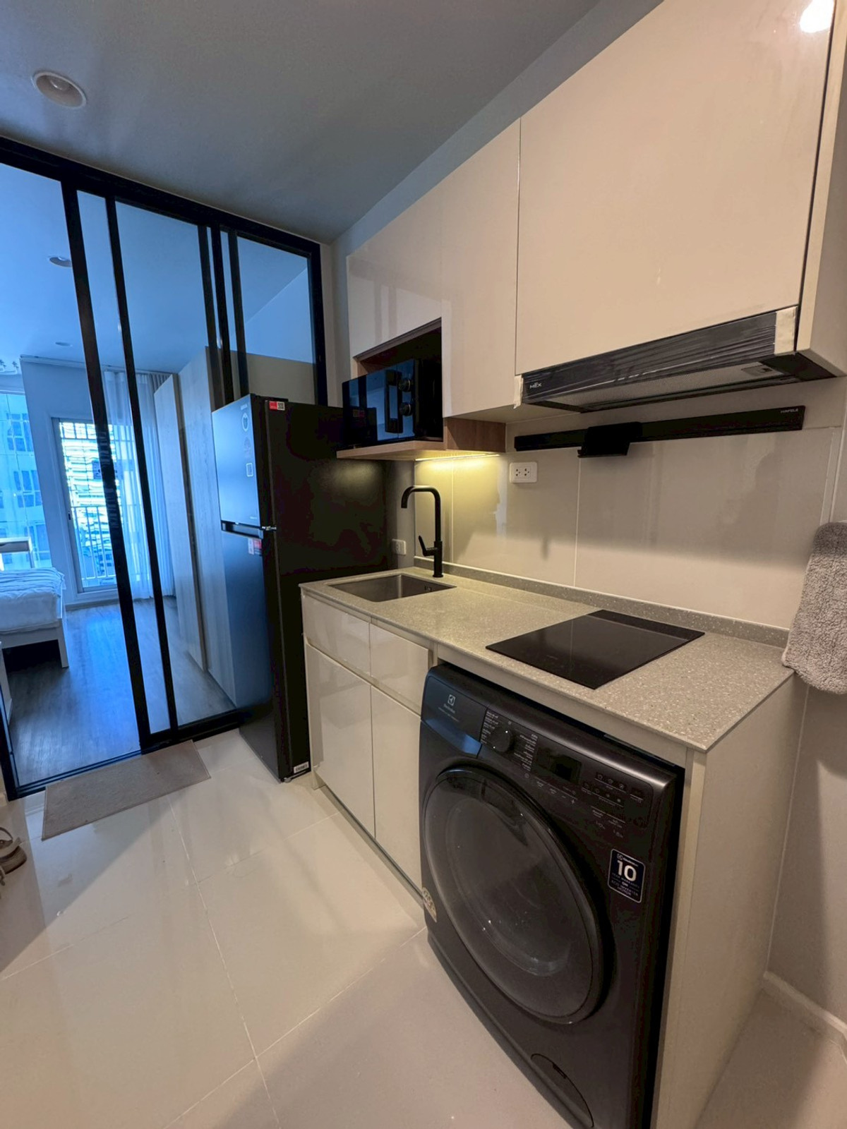 For RentCondoSukhumvit, Asoke, Thonglor : New Renovate FOR RENT Culture Thonglor Studio 26 sq.m. Ready to move in 300 m. to BTS Thonglor 22,000 THB / month