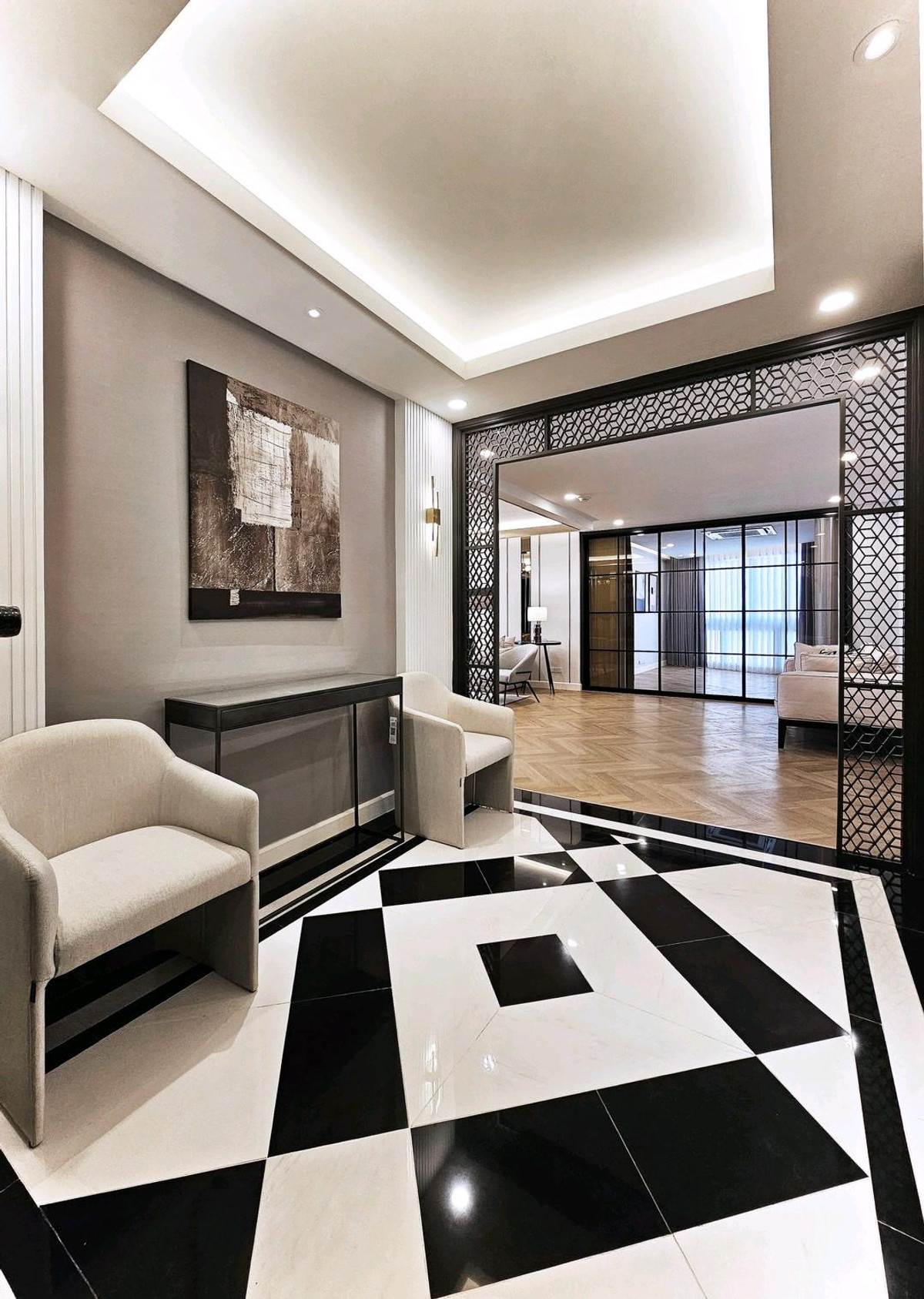 For RentCondoSukhumvit, Asoke, Thonglor : 3 Bedrooms Plus for rent with Pet-friendly, Central area on Sukhumvit 24