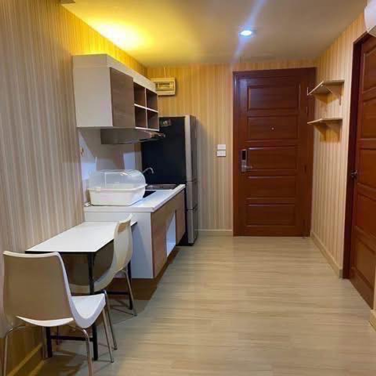 For SaleCondoRatchadapisek, Huaikwang, Suttisan : 🏴Condo for sale Emerald Residence Ratchada 📍near MRT Huai Khwang