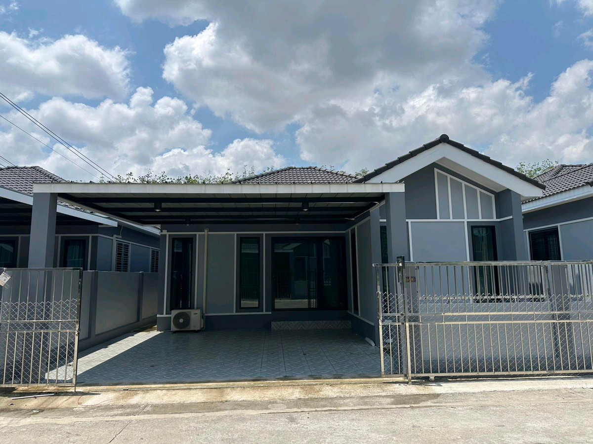 ให้เช่าบ้านระยอง : ให้เช่าบ้านเดี่ยวราคาถูก 8500 ติดต่อ0622493653 แป้ง