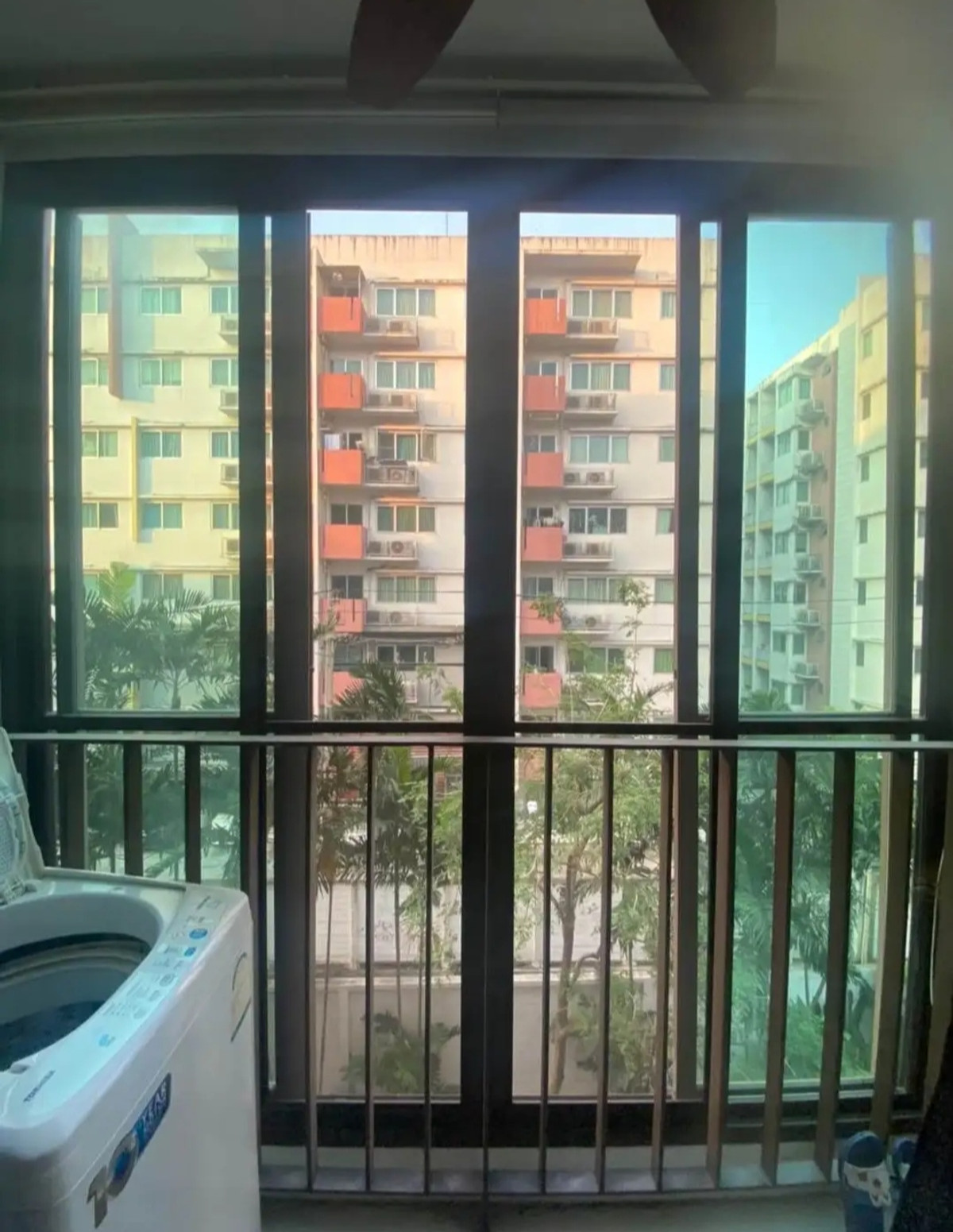 ให้เช่าคอนโดวงเวียนใหญ่ เจริญนคร : #L253🎉 40469 ให้เช่าคอนโด  ไอดีโอ บลูโคฟ สาทร