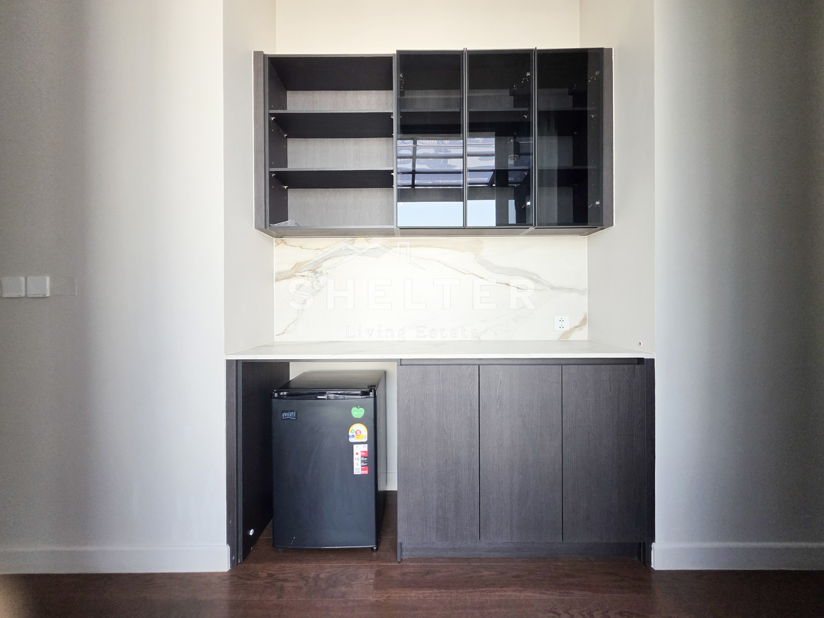 For RentHousePattanakan, Srinakarin : Single house ready for rent, Super Luxury, near Brighton International School | Wellington