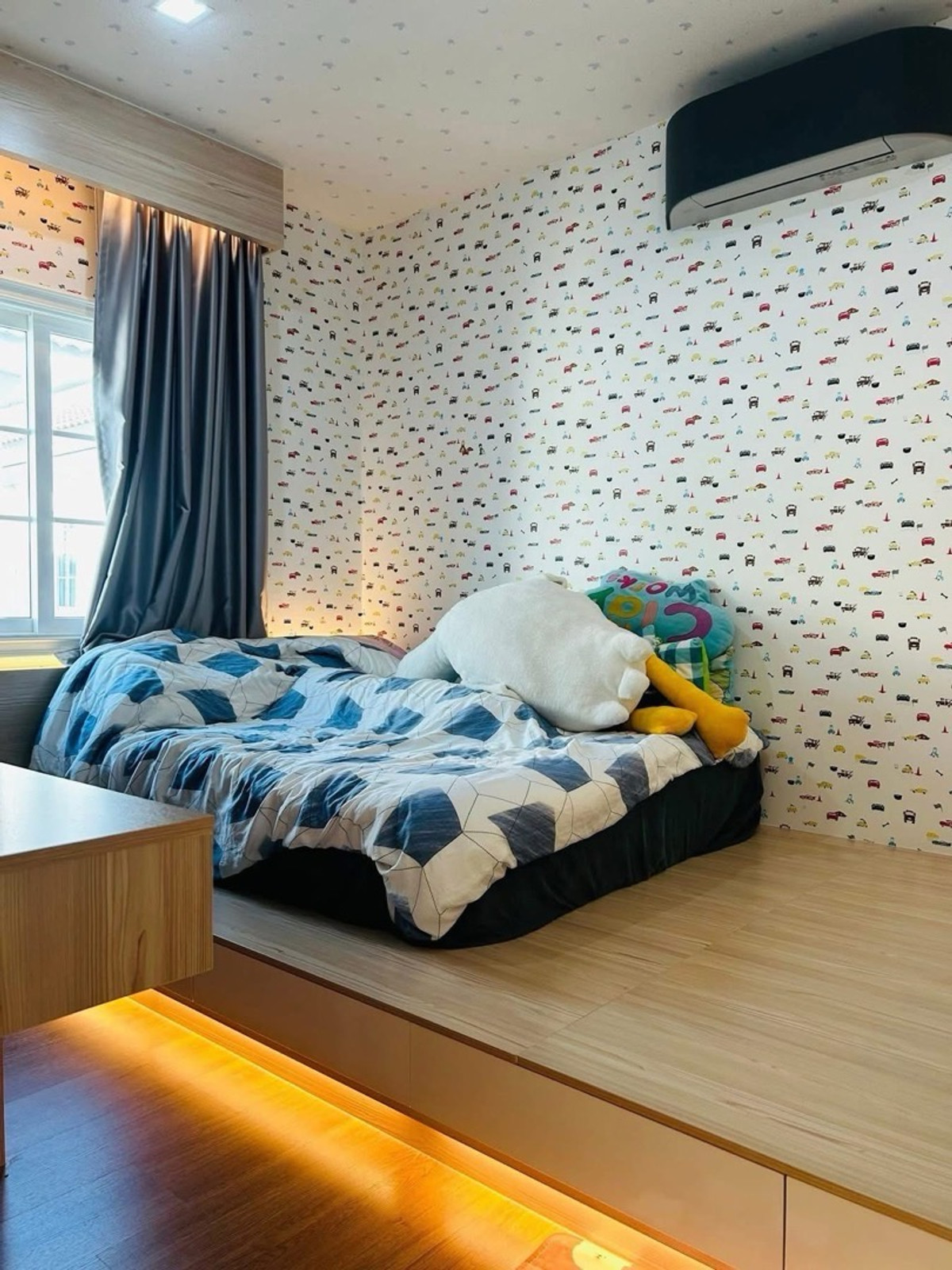 For RentThaphra, Talat Phlu, Wutthakat : Semi-detached house for rent, Golden Neo Sathorn Project, Kanlapaphruek Road.