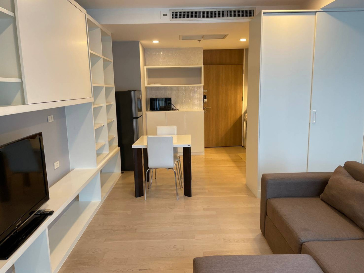 For RentCondoSukhumvit, Asoke, Thonglor : FOR RENT - 1 Studio 40 SQ.M- READY TO MOVE IN - CALL NOW 094-641-5974