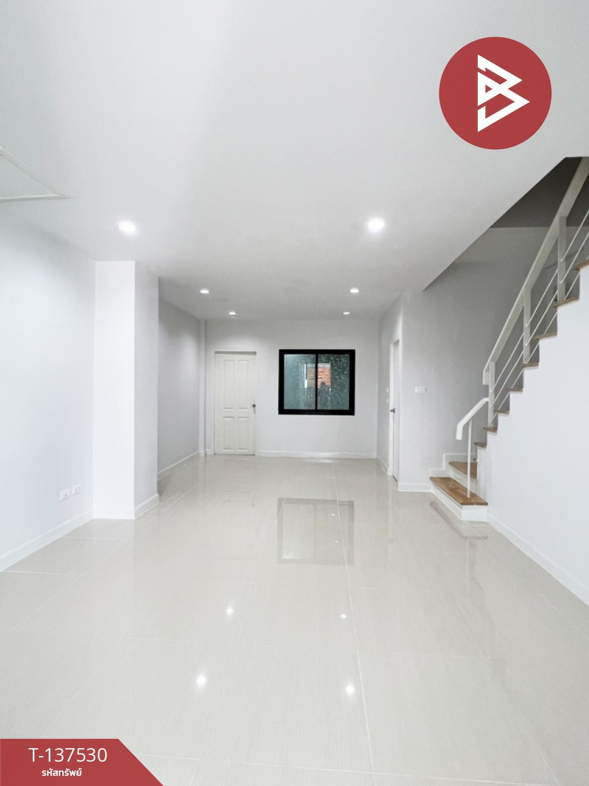 ขายทาวน์โฮมพัทยา บางแสน ชลบุรี สัตหีบ : ขายทาวน์เฮ้าส์ หมู่บ้านเดอะเซ็นทรัล3 อัสสัมชัญ-ศรีราชา (The Central3 Assumption-Sriracha) ชลบุรี