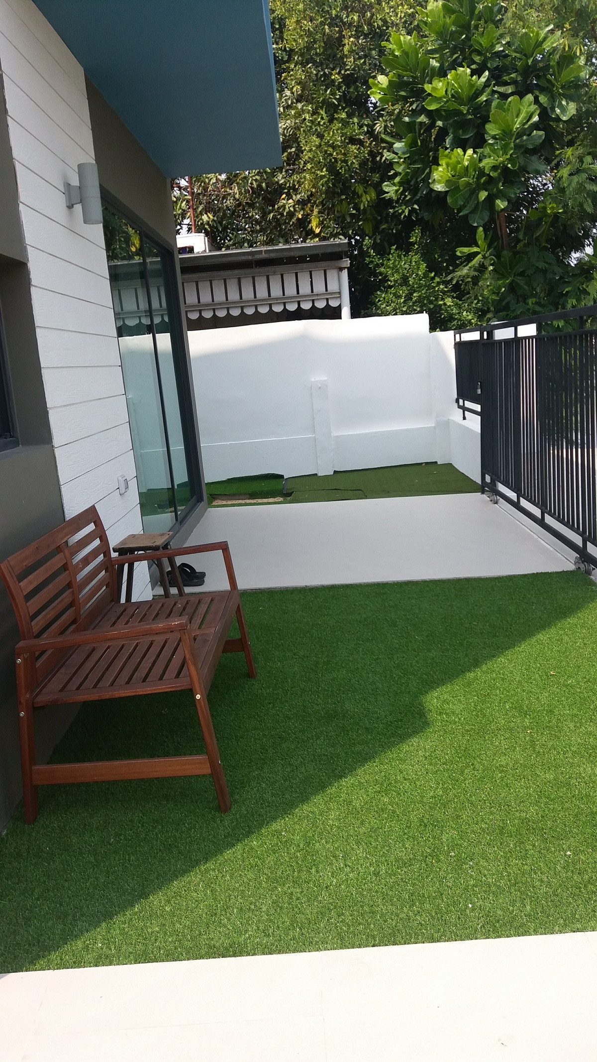 For SaleHouseKaset Nawamin,Ladplakao : Maneeya Village / 2 bedrooms (sold with tenant), Maneeya Village / 2 Bedrooms (FOR SALE) MNT006