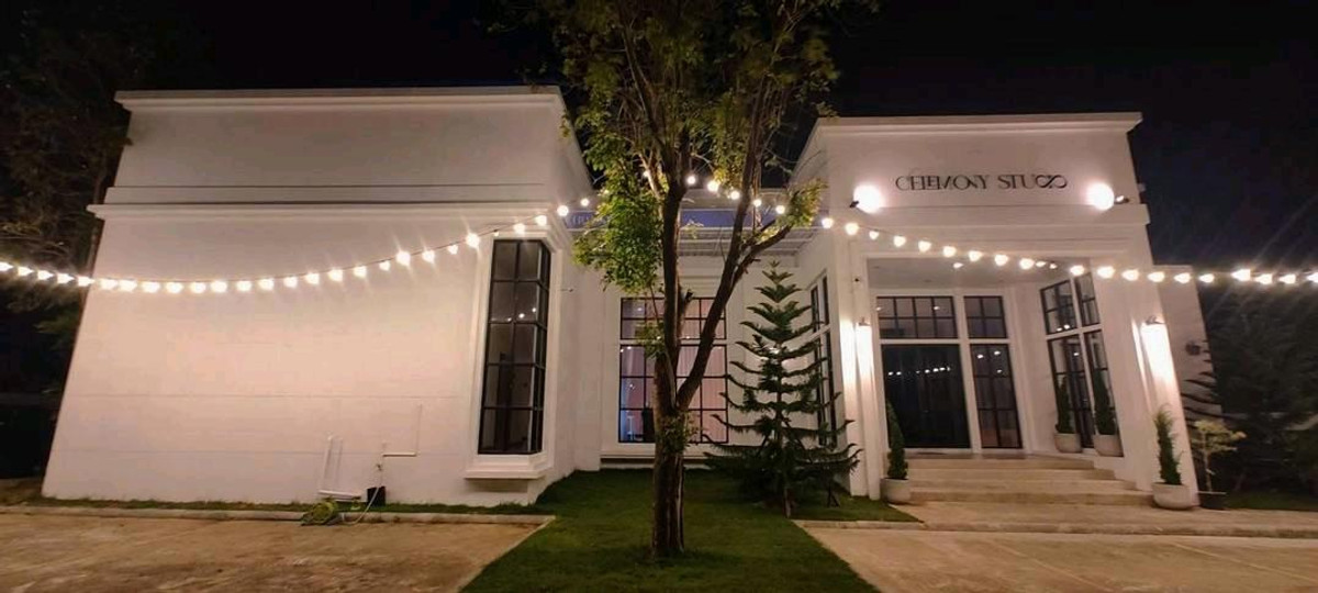 For RentLandBangna, Bearing, Lasalle : #Land for rent with building, Soi Bearing 5 📞066-165-9828, just 3 minutes to the BTS Bearing station.