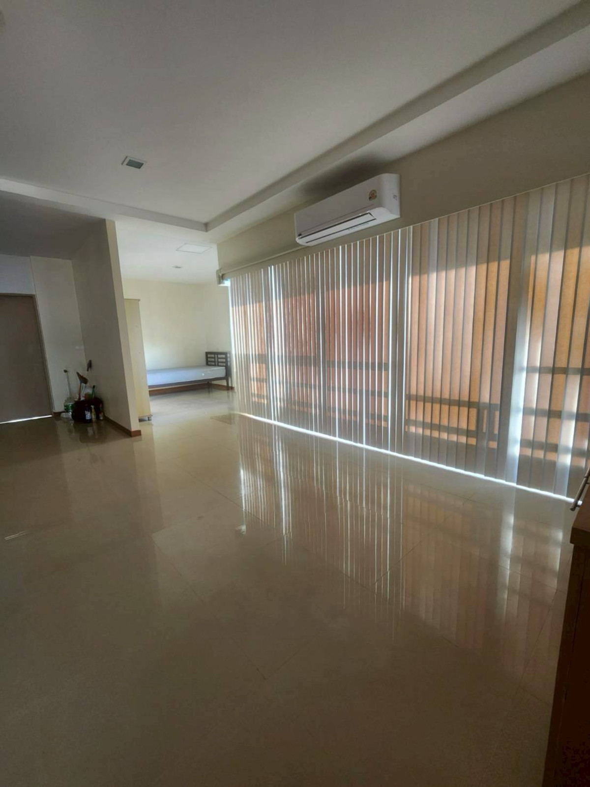 For RentCondoBangna, Bearing, Lasalle : Condo for rent, The Parkland Bangna (76 sq m.), 2 bedrooms, 2 bathrooms, ready to move in.