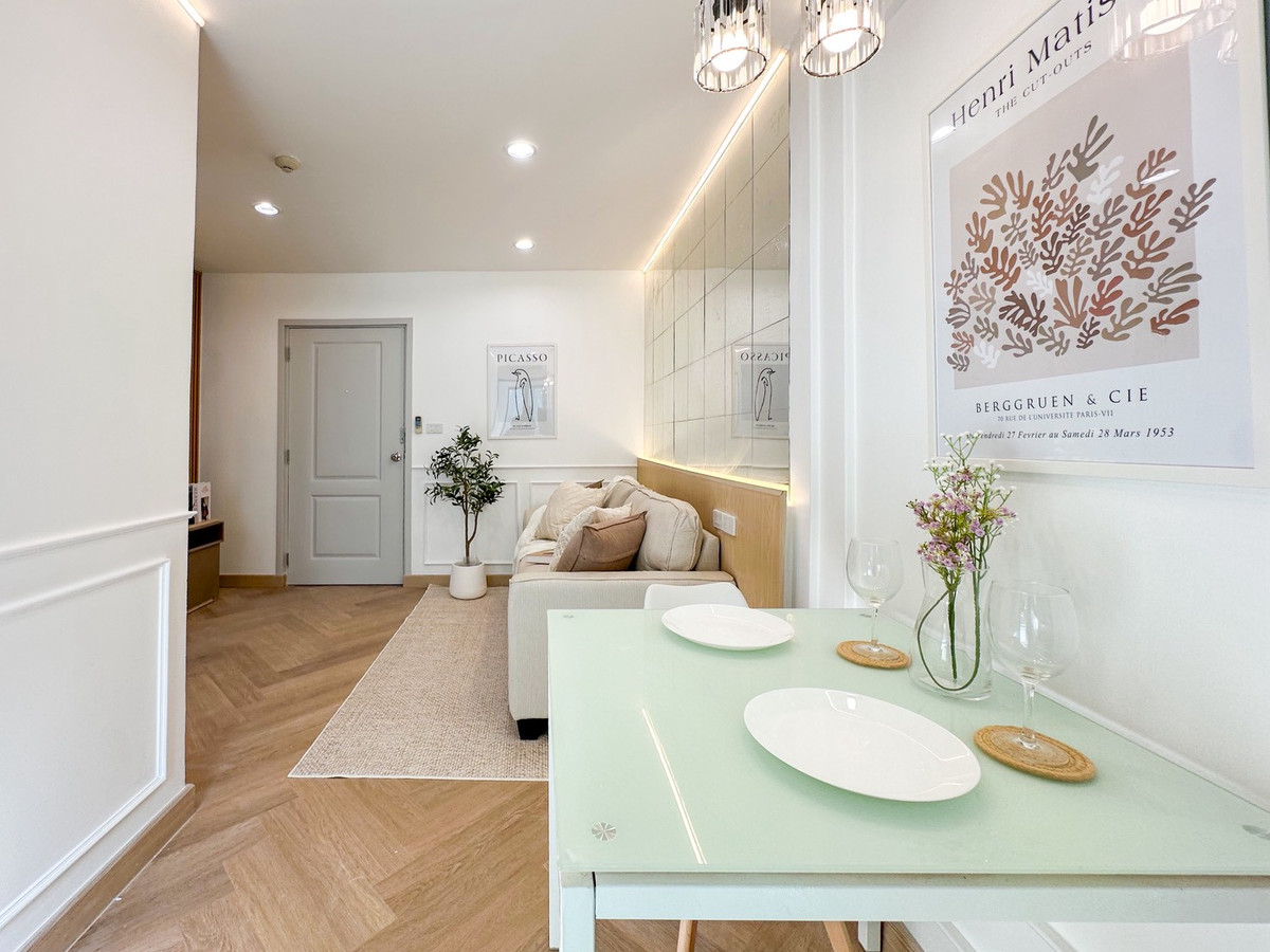 ขายคอนโดบางนา แบริ่ง ลาซาล : 🔥 [HOT DEAL] ลดแรง 2 แสน!  🌟 ขาย iCondo สุขุมวิท 105 (ลาซาล)  🍳 ครัวแยกกั้นกระจก  🎁 เฟอร์ฯ ใหม่ครบพร้อมอยู่ !