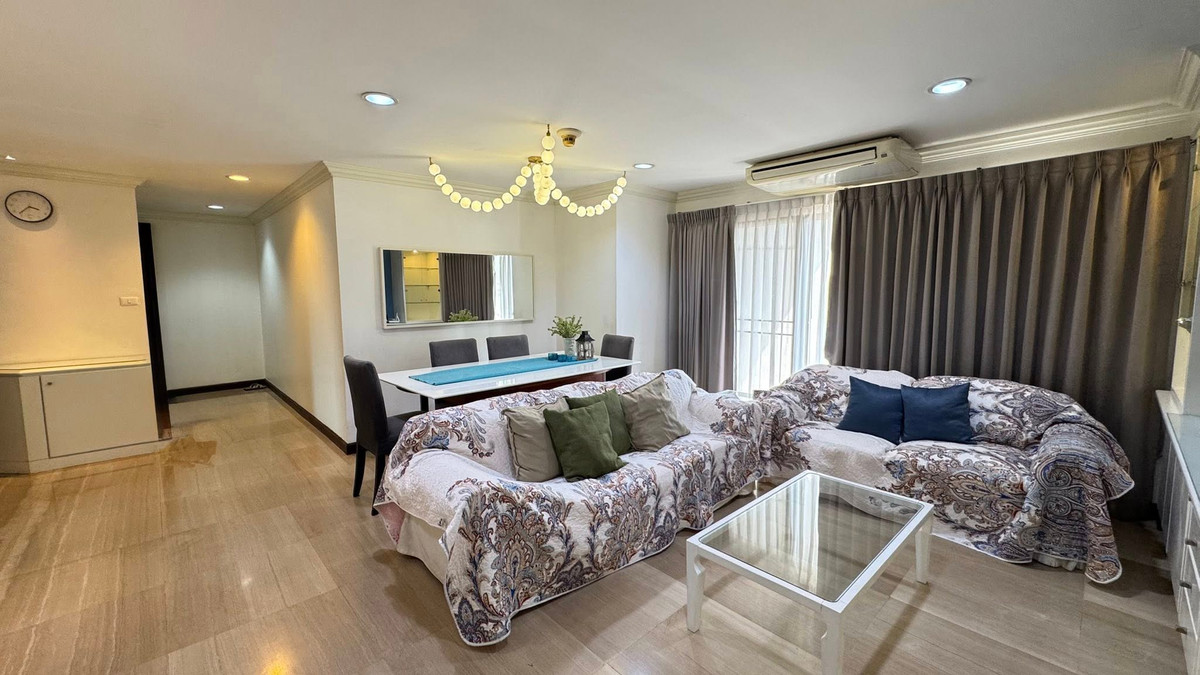 For RentCondoSukhumvit, Asoke, Thonglor : Condo for rent, Richmond Palace Sukhumvit 43, 3 bedrooms (with bathtub), 11th floor, 164 sq m., near BTS Phrom Phong.