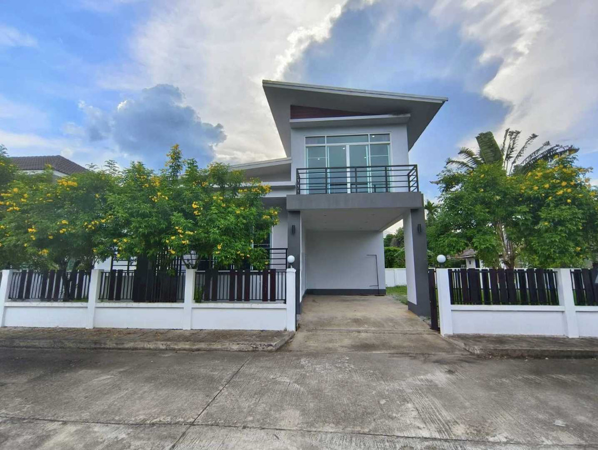For SaleHouseChiang Mai : Detached House for Sale: The Flow San Phi Suea 160 sqm, Near Nakornping Hospital