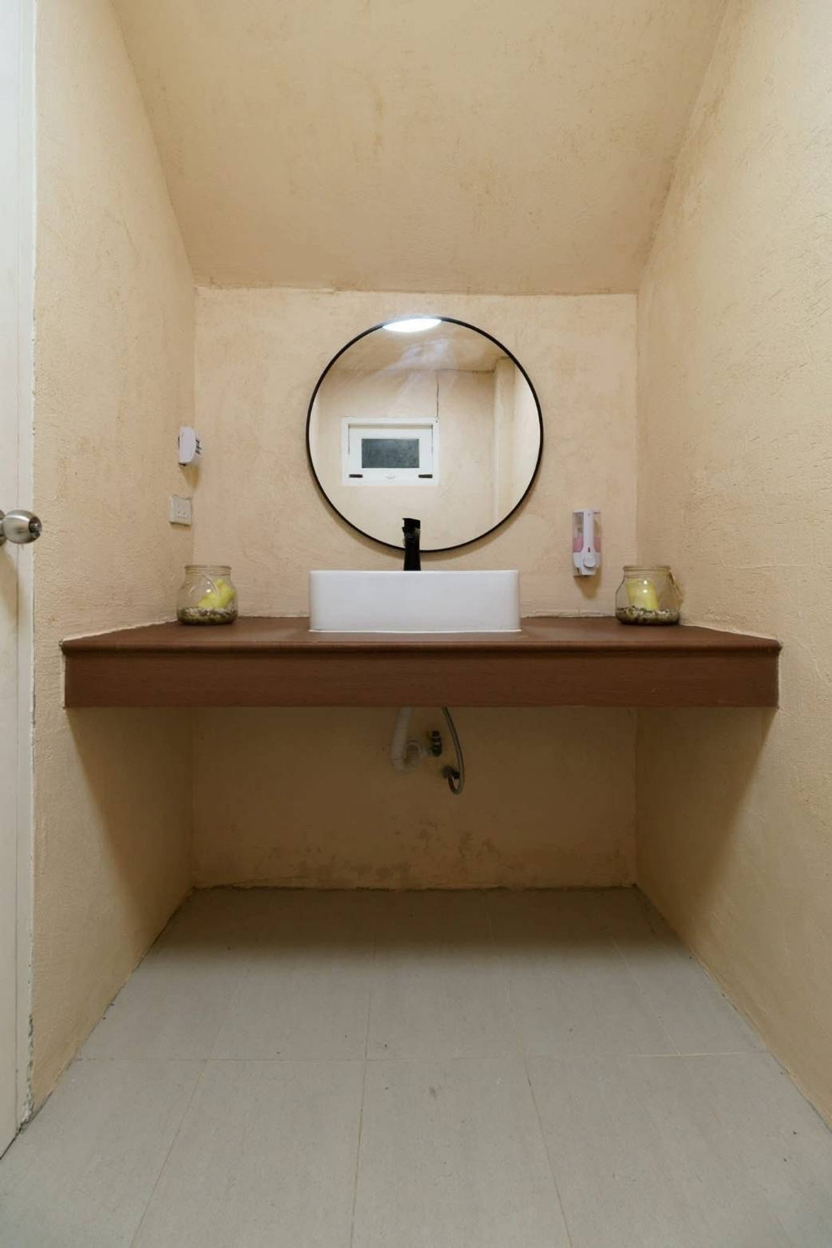 ให้เช่าทาวน์โฮมสุขุมวิท อโศก ทองหล่อ : ทาวน์เฮ้าส์ให้เช่า ✨ Thonglor Soi 25 ✨ 5 ห้องนอน 5 ห้องน้ำ ใจกลางทองหล่อ ซอย 25 พร้อมดาดฟ้าส่วนตัว