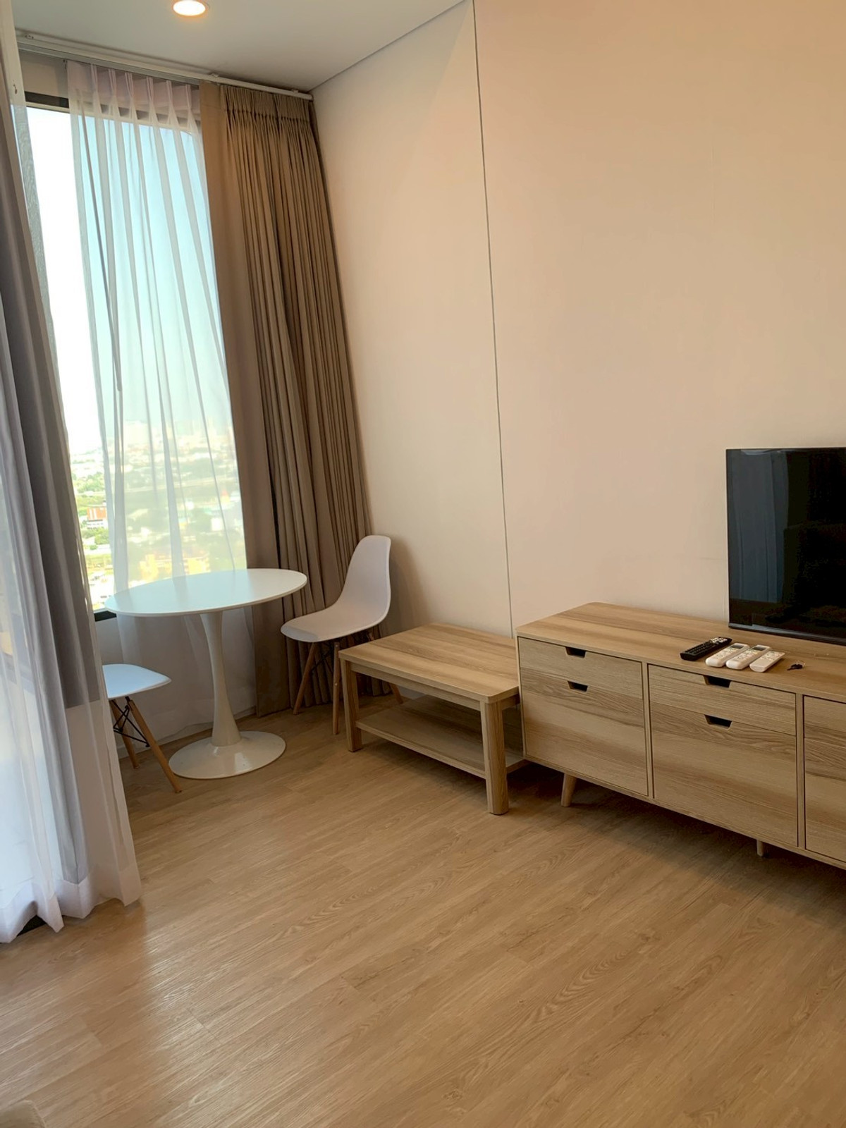 ให้เช่าคอนโดพระราม 9 เพชรบุรีตัดใหม่ RCA : 📢Condo for RENT : Landmark at MRTA Station (🚇 MRT : Rama 9 Station)📢