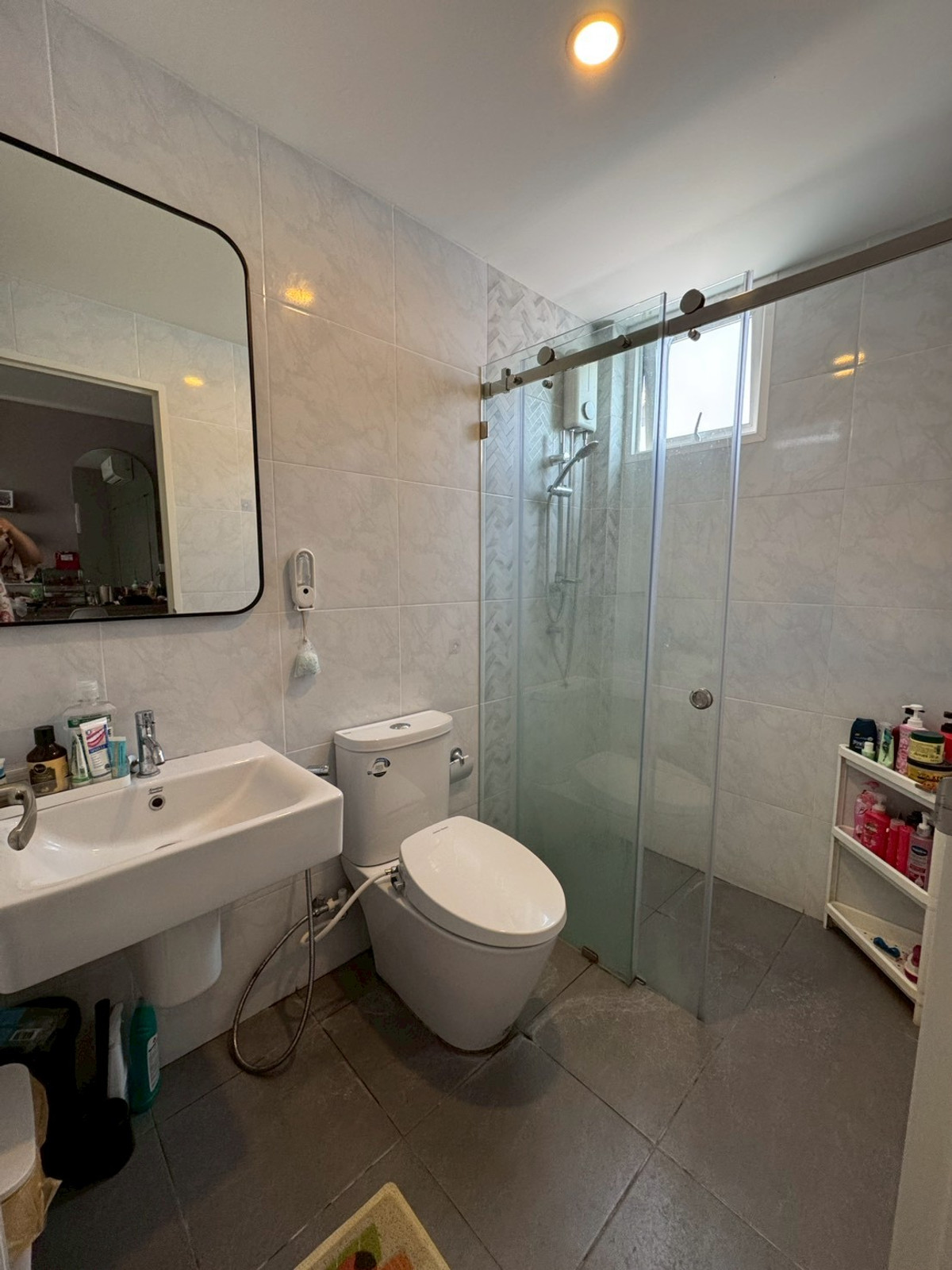 For RentNonthaburi, Bang Yai, Bangbuathong : 💕 Semi-detached house for rent, Q District Westgate project 💕 Beautiful house, ready to move in, complete with functions, suitable for both living and making a home office.