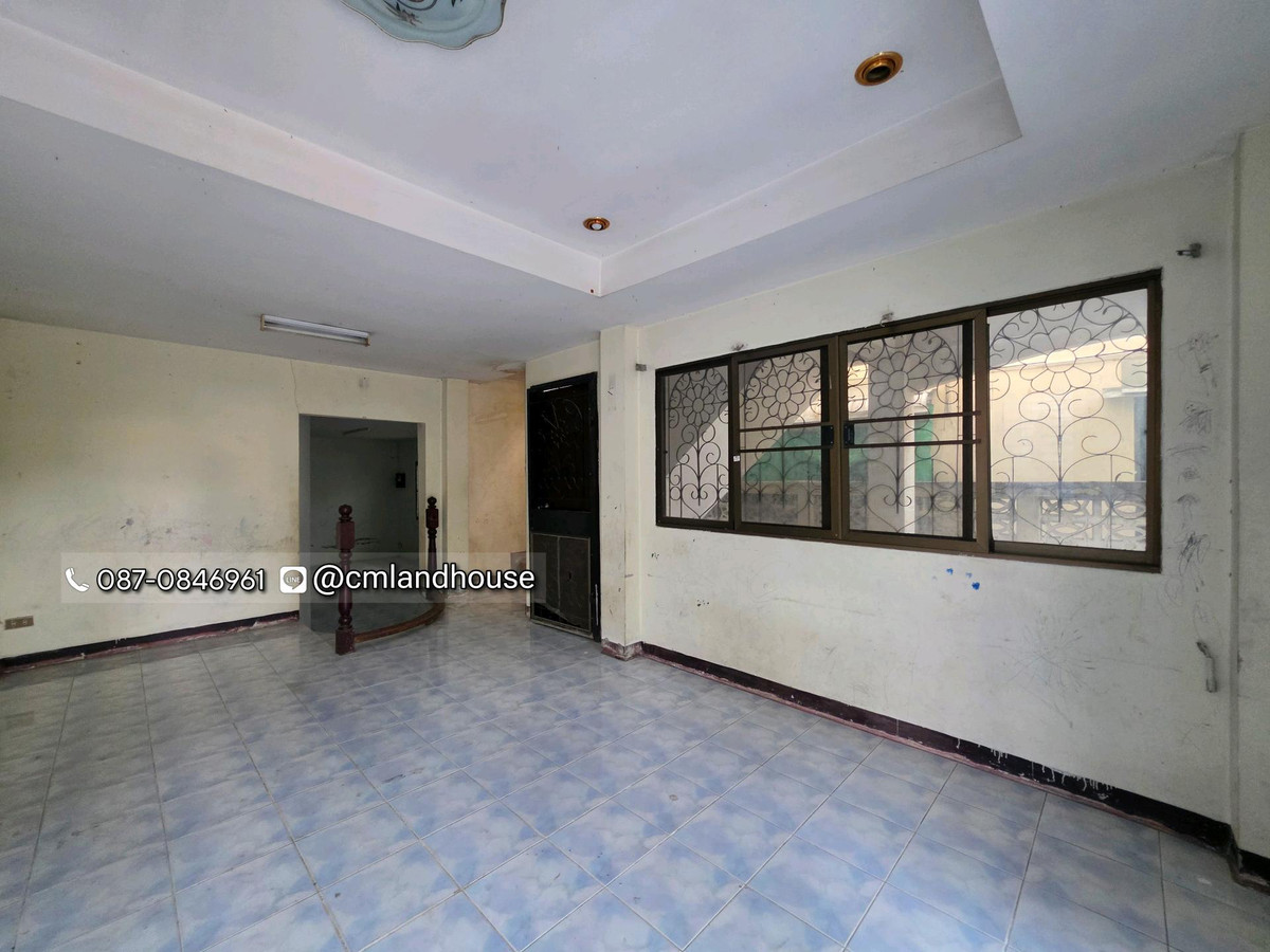 ขายบ้านเชียงใหม่ : ถูกกว่าคุ้มกว่าคอนโด! บ้านวรุณนิเวศน์ ต.แม่เหียะ อ.เมือง ใกล้แยกแม่เหียะ บิ๊กซี แม็คโคร IKEA 2 กม. ใกล้เซ็นทรัลแอร์พอร์ต 4 กม. ใกล้สนามบิน 5 กม. (ขายตามสภาพต้องปรับปรุง)