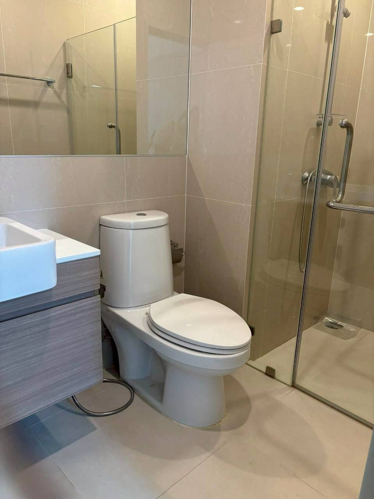 ให้เช่าคอนโดรัชดา ห้วยขวาง : ✅ NBRVR121 ✅ Line : @p2nproperty