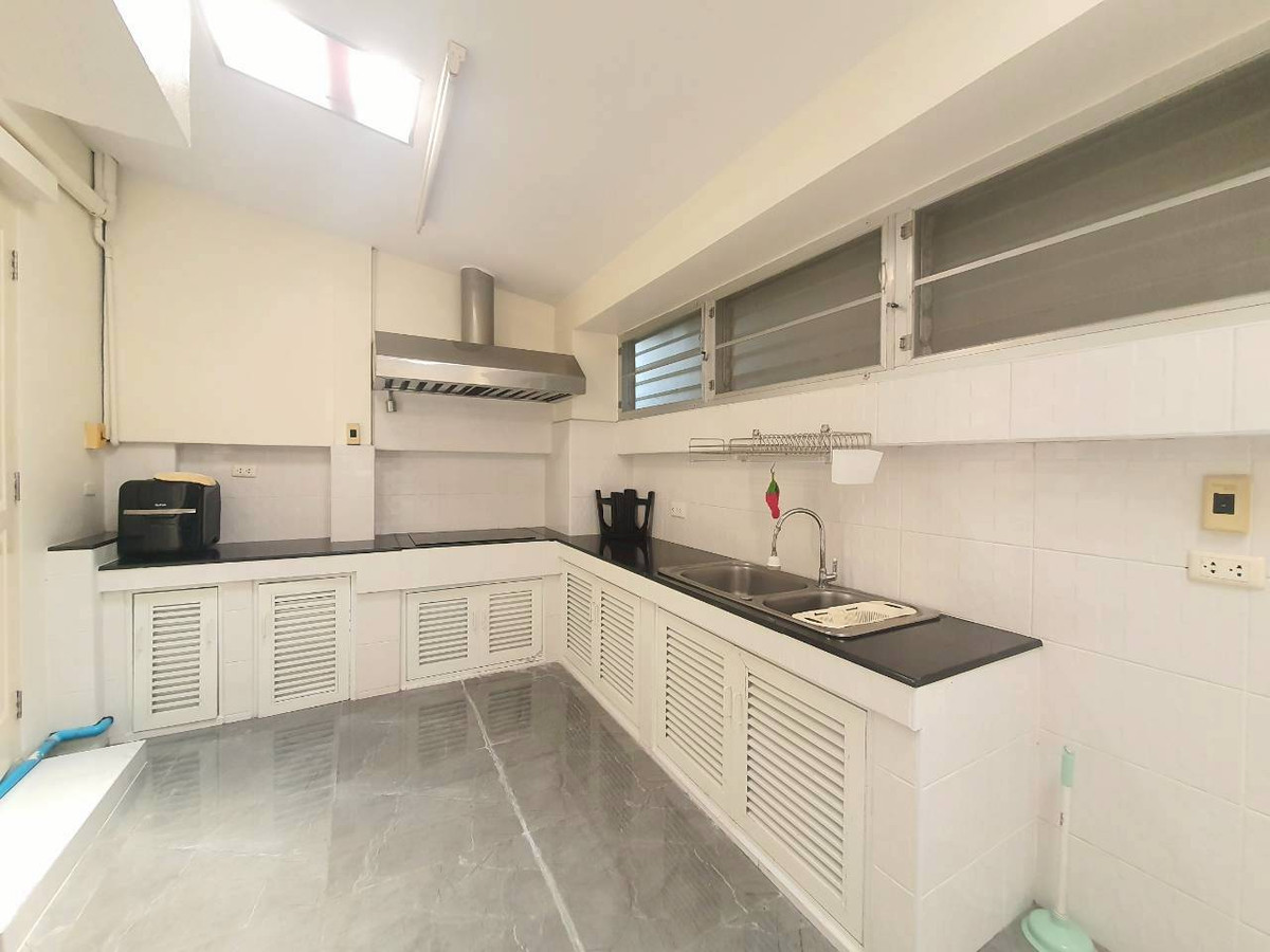 For SaleTownhomeOnnut, Udomsuk : 96728 - Townhome for sale, Baan Klang Muang Luzern (On Nut 46), ready to move in.