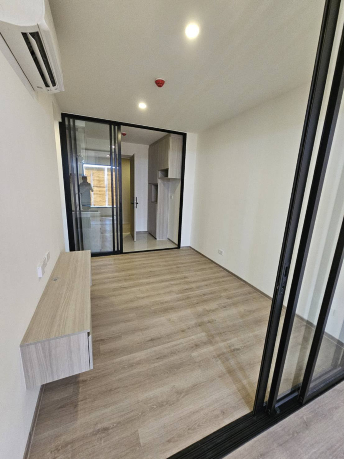 ขายดาวน์คอนโดบางนา แบริ่ง ลาซาล : ขายคอนโด Origin Place บางนา ขนาด 34.5 ตรม. 1 ห้องนอน ใกล้ MRT ศรีเอี่ยม