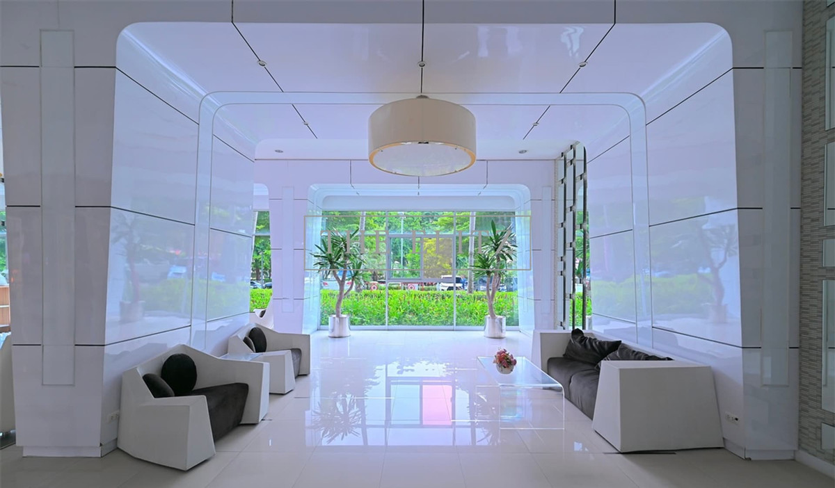 For SaleCondoRama9, Petchburi, RCA : ✨ The perfect balance of convenience and peace Supalai Park Ekkamai–Thonglor Surrounded by city lifestyle but still maintains privacy Suitable for both relaxation and living.