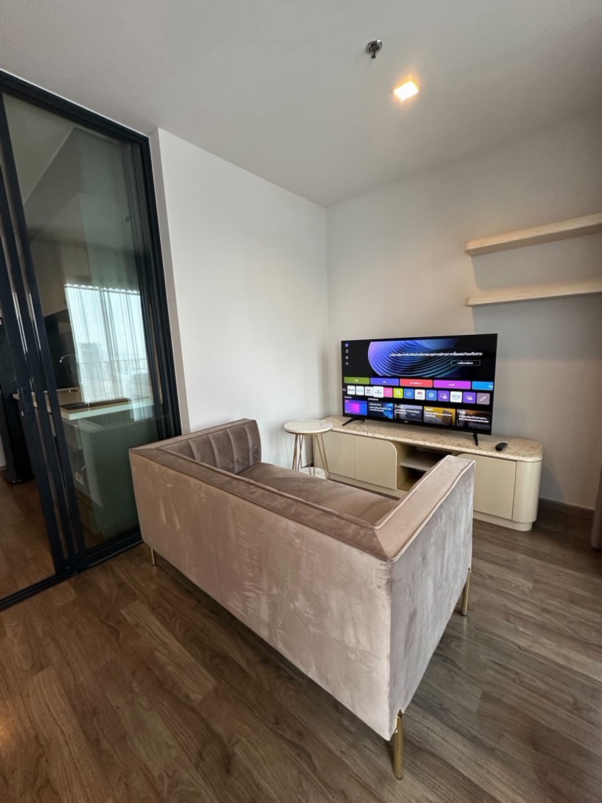 ให้เช่าคอนโดลาดพร้าว เซ็นทรัลลาดพร้าว : for Rent : 1bed1bath Life ladprao valley please call 095-3905490