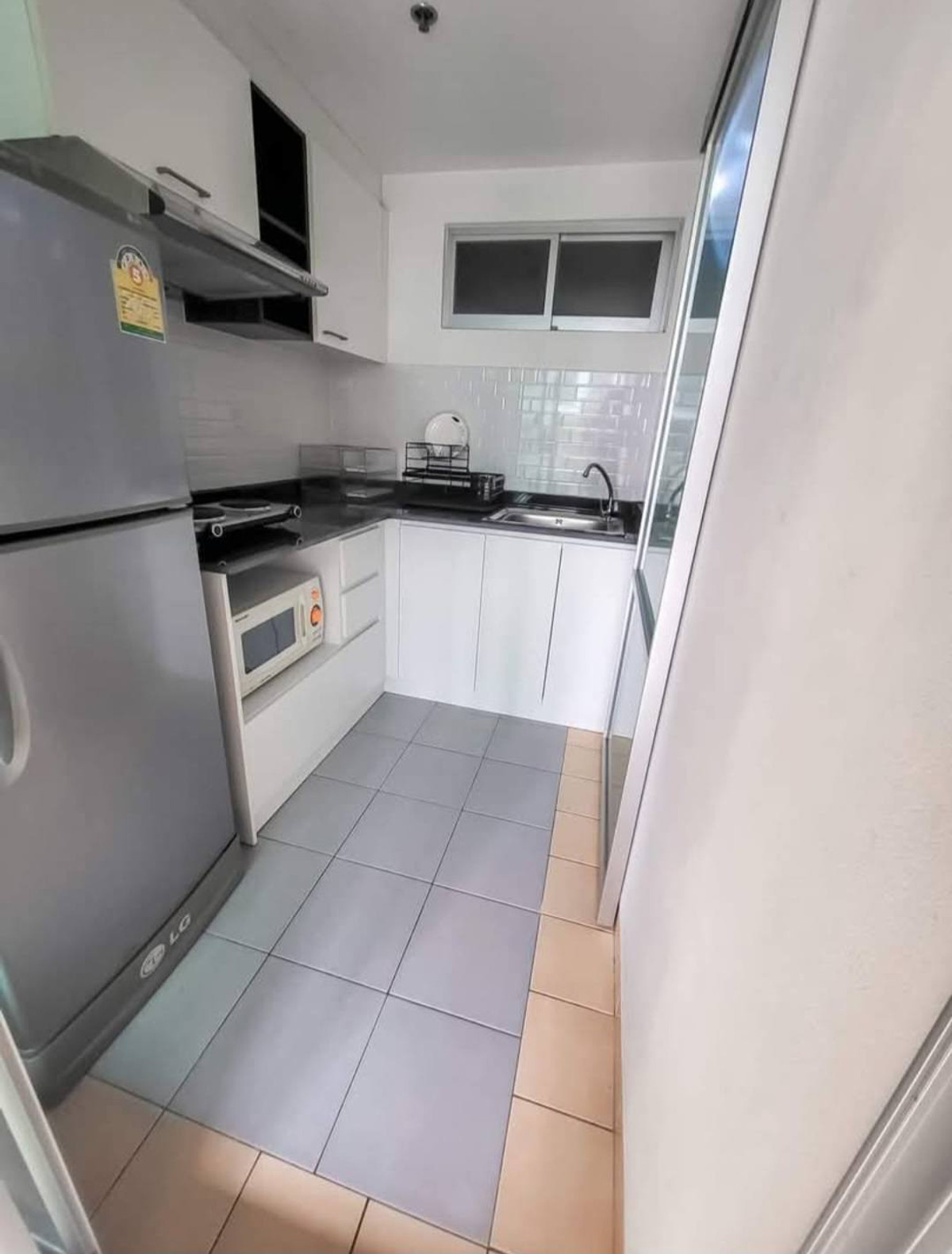 ให้เช่าคอนโดพระราม 8 สามเสน ราชวัตร : #E316🎉010469 ให้เช่าคอนโด Condo Lumpini Rama 8