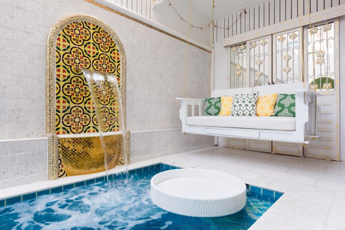 ให้เช่าทาวน์โฮมเลียบทางด่วนรามอินทรา : ทาวน์โฮมสุดหรู 4 ชั้น ตกแต่งสวยงาม ให้เช่า ย่านรามอินทรา-ประดิษฐ์มนูธรรม ใกล้แม็คโคร ฟู้ดเซอร์วิส ประดิษฐ์มนูธรรม เพียง 400 เมตร