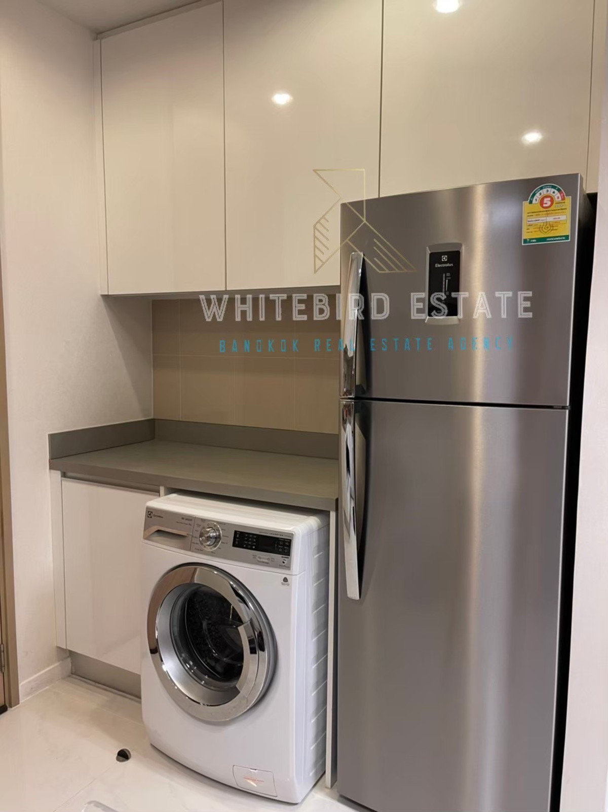 ให้เช่าคอนโดลาดพร้าว เซ็นทรัลลาดพร้าว :  💥 FOR RENT   :  M Ladprao  Condo   💥   Only  Small Dog  Allowed  💥   